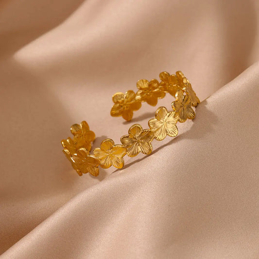 Gold Vintage Flower Bangle